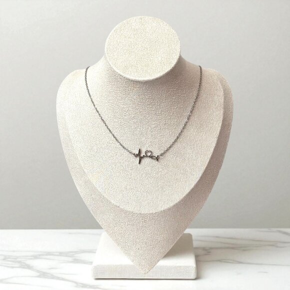 Stethoscope Heartbeat Necklace - Picture 2 of 5